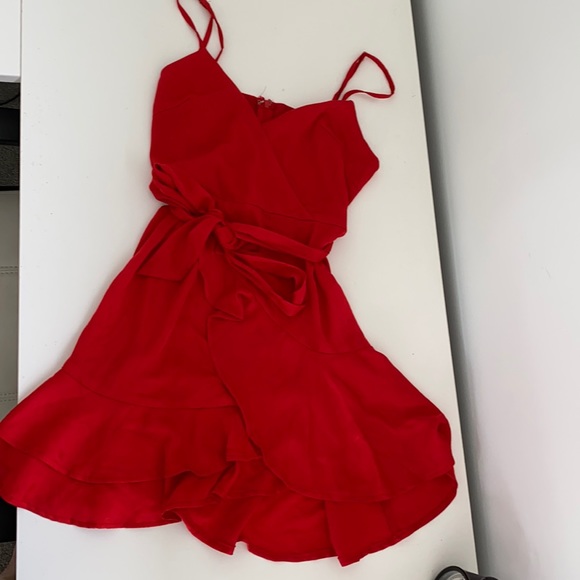 White Fox Boutique Dress Red Dress Size 